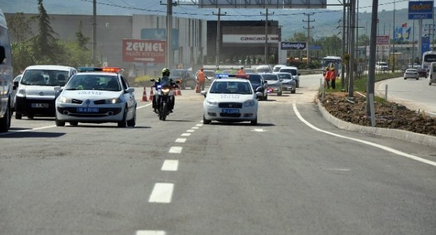 Hikmet Şahin Köprülü Kavşağı Kısmen Trafiğe Açıldı