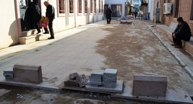 Hizmet Görmeyen Sokaklara Hizmet Götürüyorlar