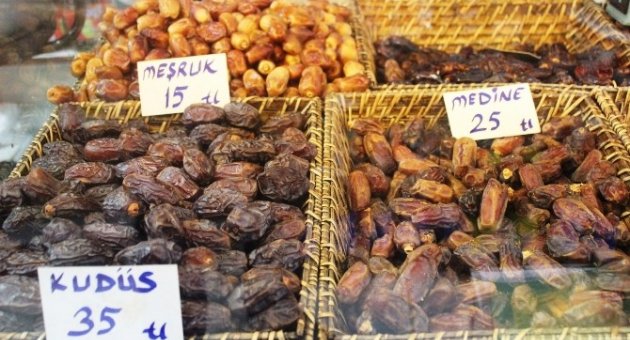 Hurmalar Tezgahları Süsledi