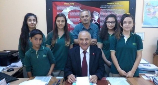 Hürriyet Ortaokulunda Başkan Seçimi