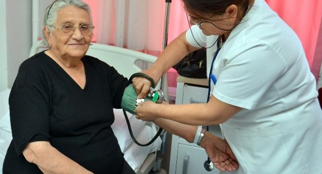Huzurevi Sakinleri Hastaneye Misafir Oldu