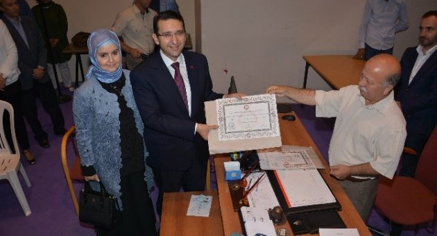 İbrahim Turhan Ve Hamza Dağ Mazbatasını Aldı