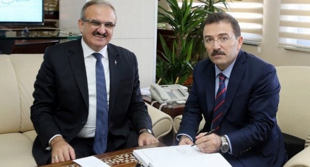 İçişleri Bakanı Altınok, Bursa Valiliğini Ziyaret Etti