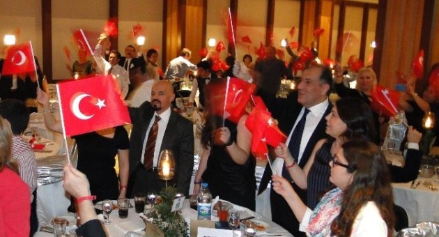 İfk’lı Mezunlar Kuşadası’nda Buluştu