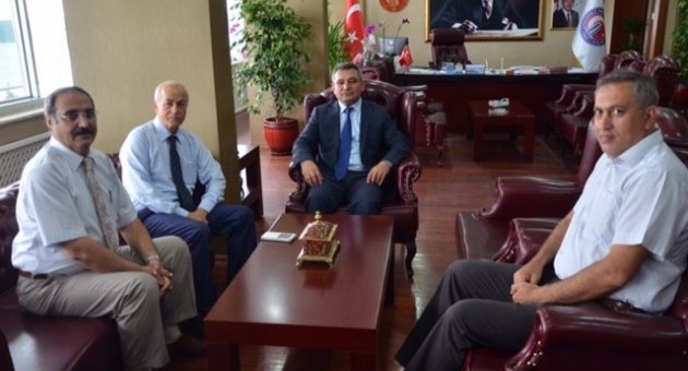 İl Defterdarı Işık’tan Çomü Rektörüne Ziyaret