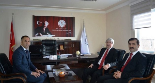 İl Milli Eğitim Müdürü Cengiz’den Ayvalık Pakmaya Kenan Kaptan Denizcilik Lisesi’ne Ziyaret