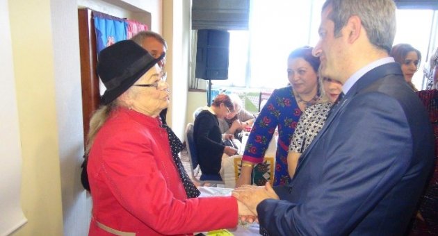 İlmek İlmek İşledim Şehidimi Düşledim