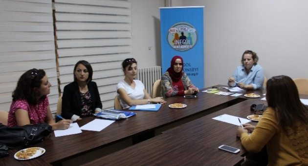İnegöl Kent Konseyi’nden Özgecan’ın Öldürülmesine Tepki