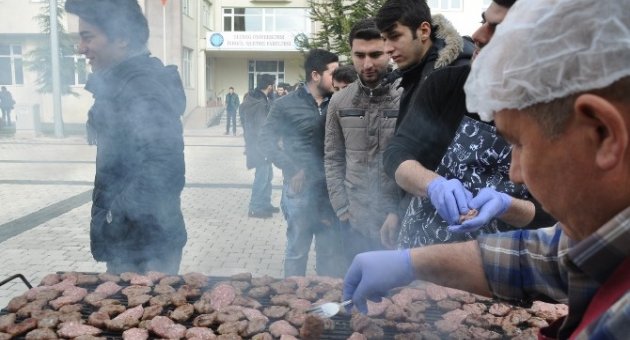İnegöl Üniversiteyi Hak Ediyor