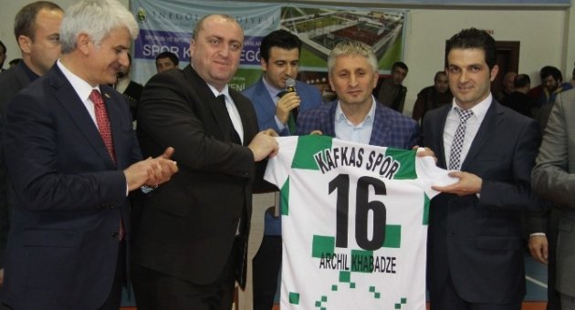 İnegöl’de Acara Rüzgarı Esti