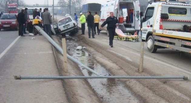 İnegöl’de Trafik Kazaları: 1 Ölü, 7 Yaralı
