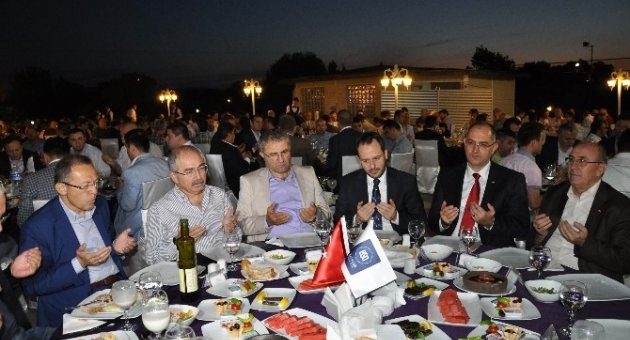 İş Dünyası Bso İftarında Buluştu