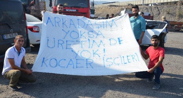 İşten Çıkarılan Mesai Arkadaşları İçin İş Bıraktılar