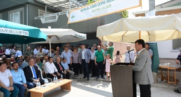 İstiklal Camii Yenilenen Yüzüyle Hizmette