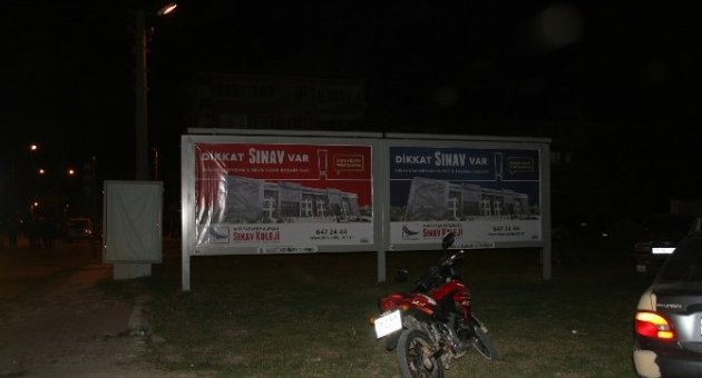 İtfaiye Aracı Servis Minibüsüne Çarptı: 4 Yaralı