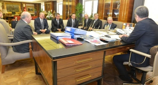 İto’dan Bakan Nurettin Canikli’ye Ziyaret