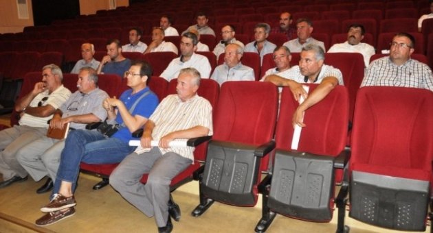 İzmir Büyükşehir Küçükmenderesli Üreticilerle Yakın Temas Kuruyor