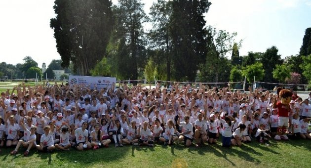 İzmir Fabrika Voleybol Şenliği Sona Erdi