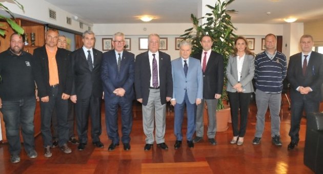 İzmir Körfezi İle Gençleri Buluşturmak İçin Önemli Adım