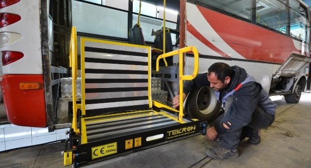 İzmir Ulaşımında Engel Tanımıyor