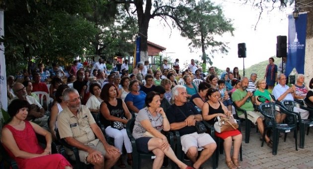 İzmir Uluslararası Edebiyat Festivali Başladı