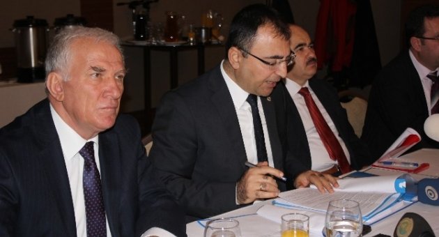 İzmir Valisi Toprak: