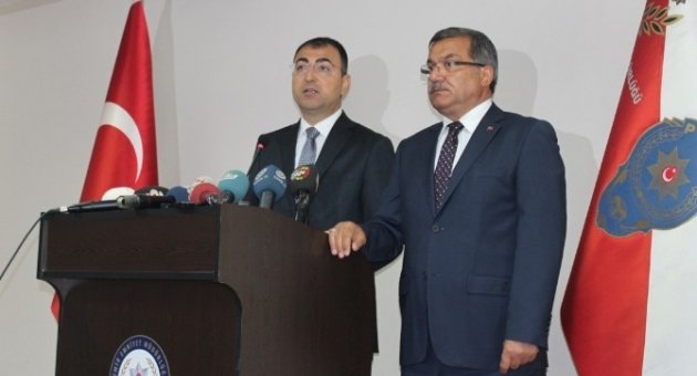 İzmir Valisi Toprak’tan Terör Saldırıları Açıklaması