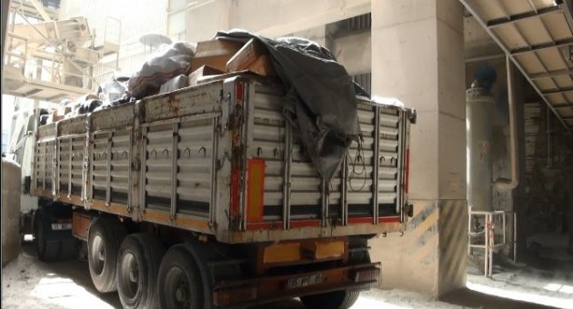 İzmir’de 764 Bin Paket Kaçak Sigara İmha Edildi