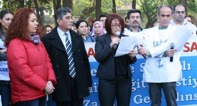 İzmir’de Altı Sendikadan Ortak Açıklama