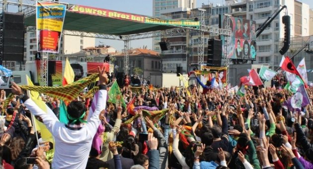 İzmir’de Bayram Havasında Nevruz