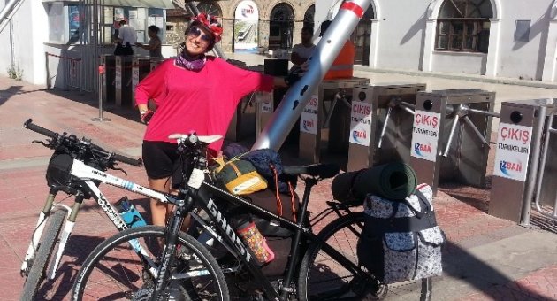 İzmir’de Bisiklet Kullanıcılarına Raylı Sistemleri Kullanma Müjdesi