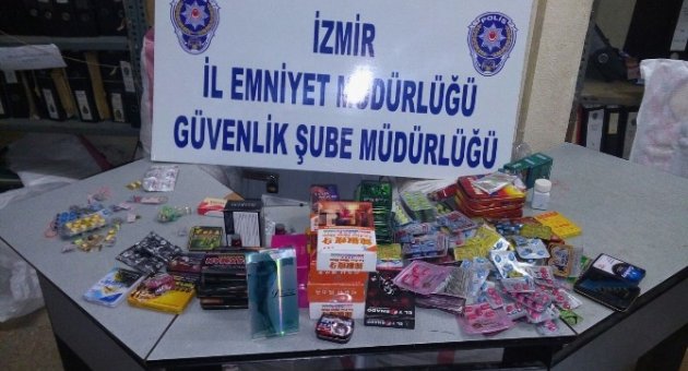 İzmir’de Cinsel Gücü Artırıcı İlaç Ele Geçirildi
