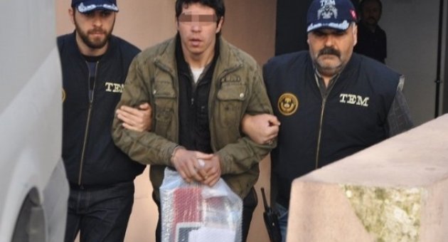 İzmir’de Dhkp-c Üyeleri Adliyeye Sevk Edildi