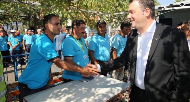 İzmir’de İlçe Belediyelerde Buruk Bayramlaşma