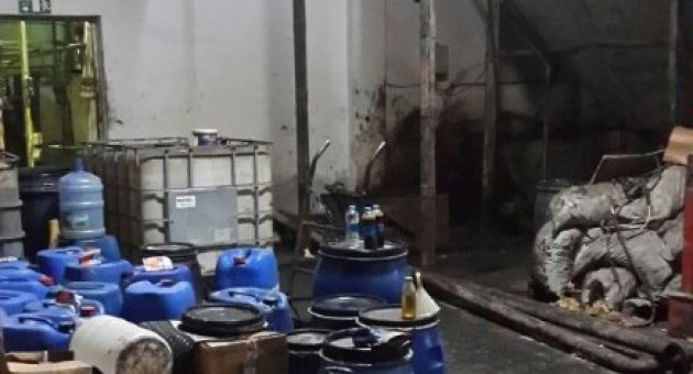 İzmir’de Kaçak Akaryakıt Operasyonu