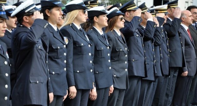 İzmir’de Polis Bayramı Coşkuyla Kutlandı