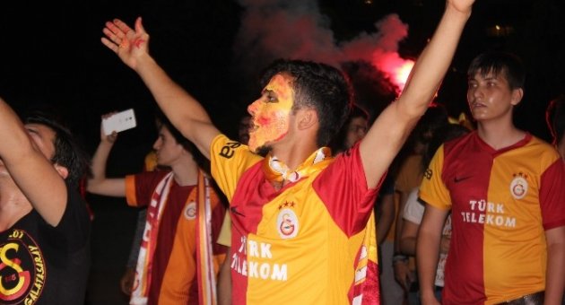 İzmir’de Şampiyonluk Coşkusu