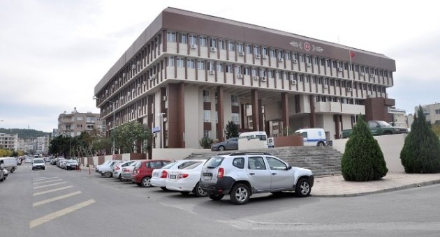 İzmir’de Seçmen Listeleri Askıya Çıktı