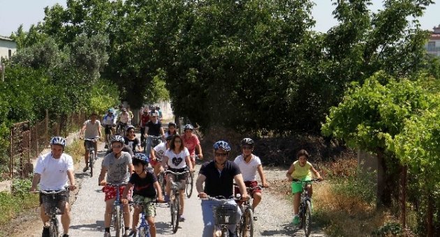 İzmir’de Sosyal Demokrat Belediyelerin Kardeşliği