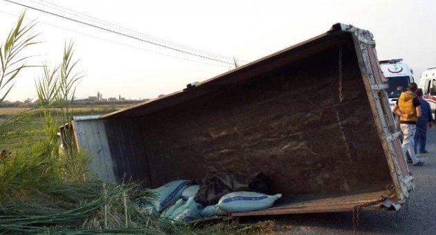 İzmir’de Trafik Kazası: 2 Yaralı