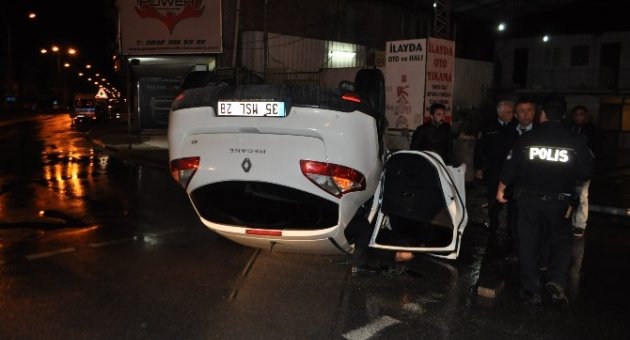 İzmir’de Trafik Kazası:1 Yaralı