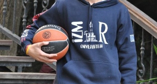 İzmir’e Basketbolda Milli Gurur