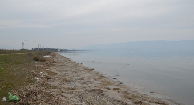 İznik Gölü’nde Korkutan Manzara