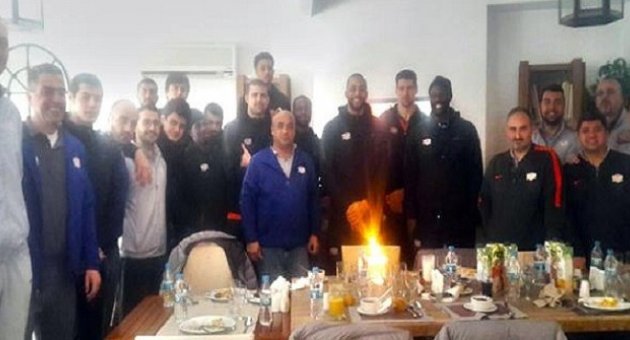 Jackie Carmichael’a Doğum Günü Sürprizi