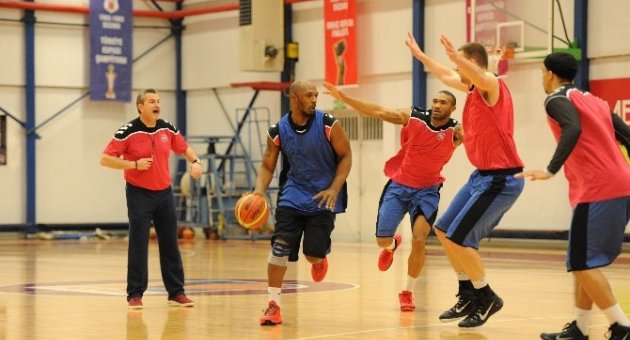 Jamont Gordon Tofaş’ta