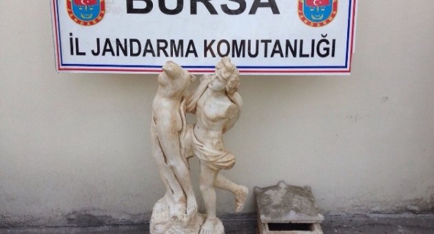 Jandarma Tarihi Eser Kaçakçılarına Göz Açtırmıyor