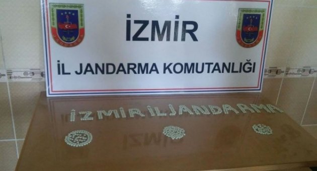 Jandarma Uyuşturucu Hapları Piyasaya Sürmeye Çalışan Şahsı Yakaladı