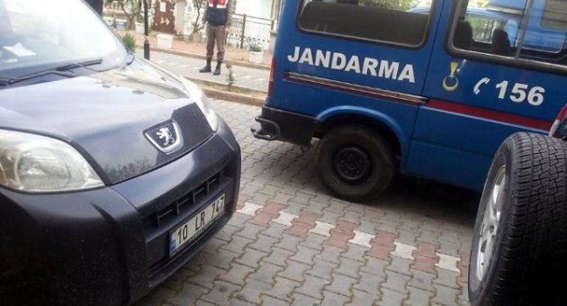 Kadının Aracına Kurşun Yağdırdılar