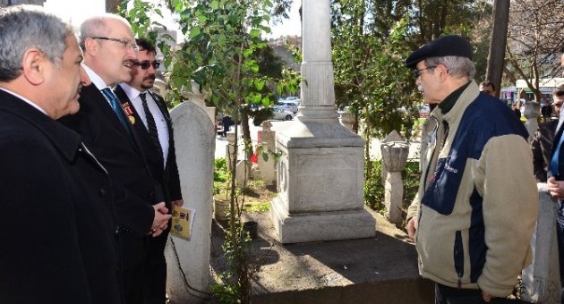 Kafaoğlu’ndan Necatibey’in Mezarına Ziyaret