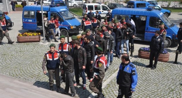 Kanlı Eğlencenin Altından Oyun Çıktı